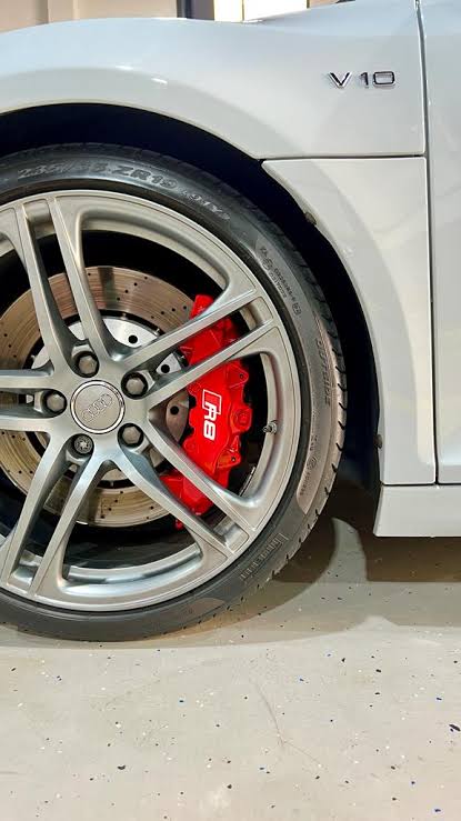 Custom Brake Caliper Painting